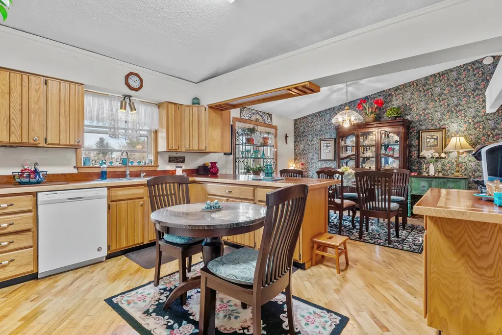 3412 Briar Jefferson Township MI 49266