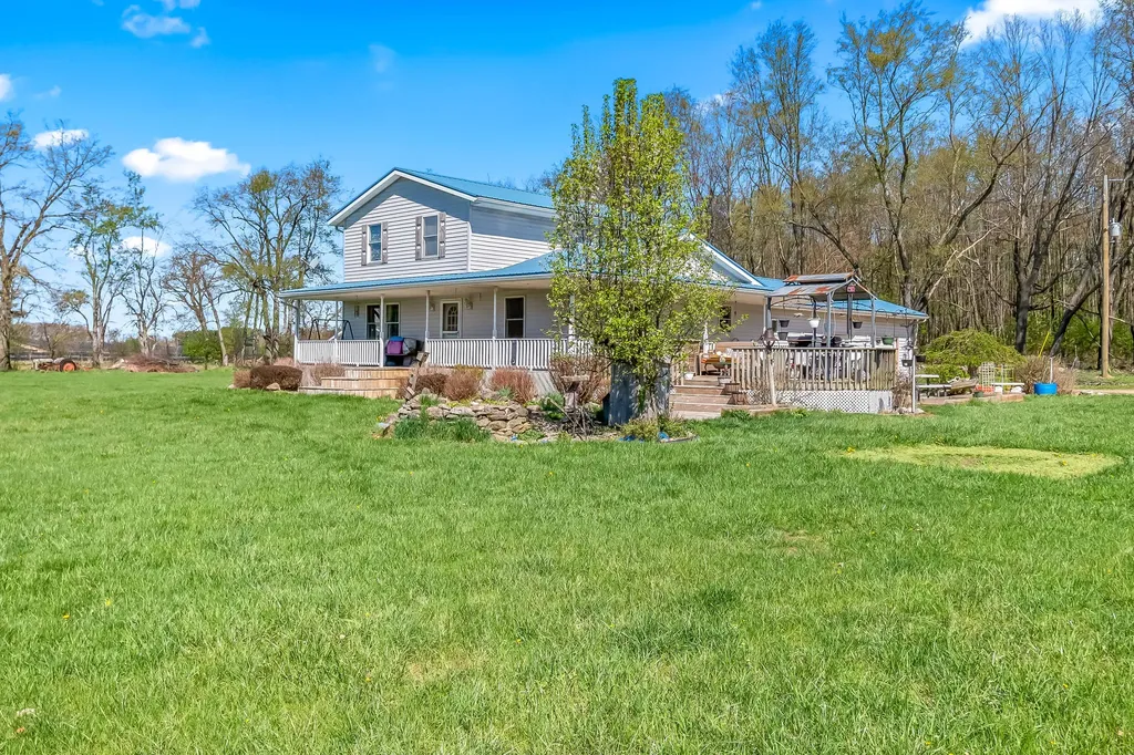 320 Jonesville Road Jonesville City MI 49250