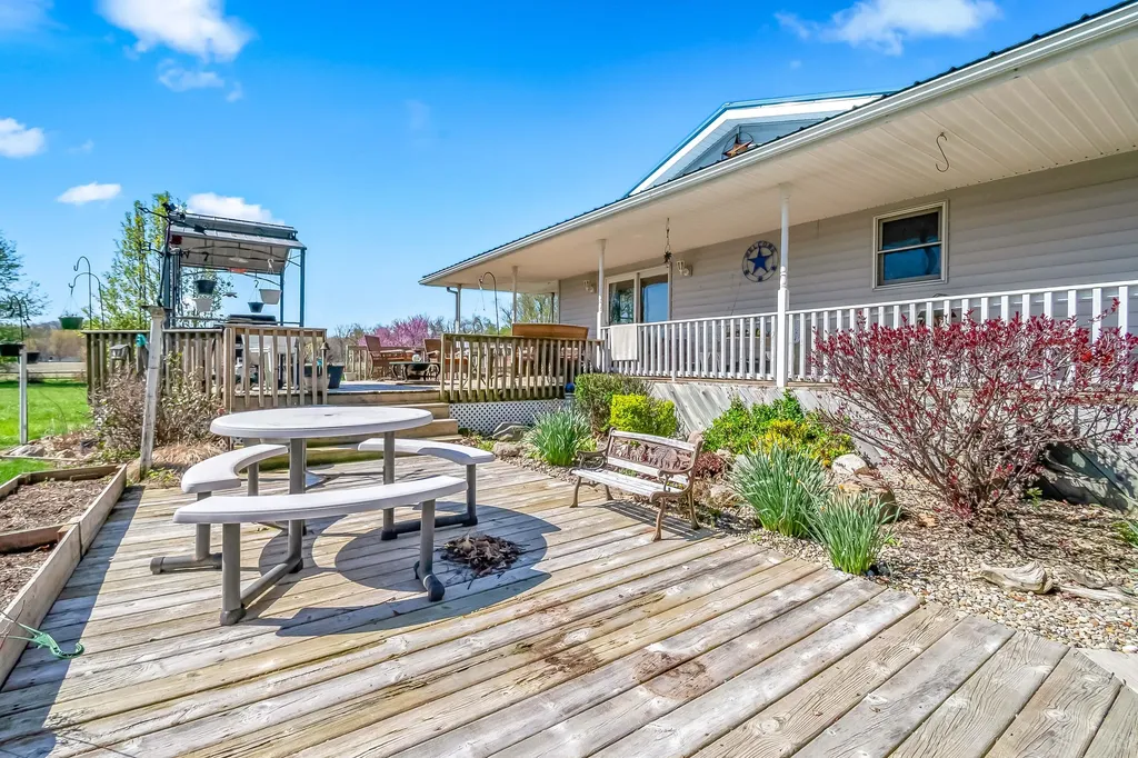 320 Jonesville Road Jonesville City MI 49250
