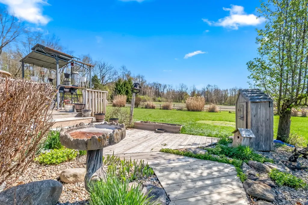320 Jonesville Road Jonesville City MI 49250