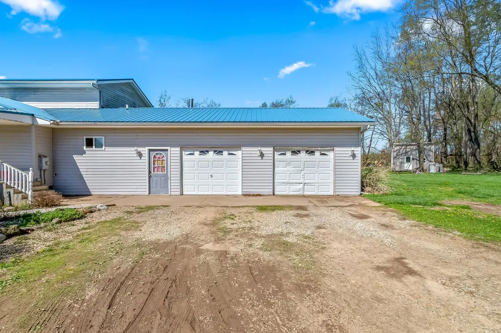 320 Jonesville Road Jonesville City MI 49250