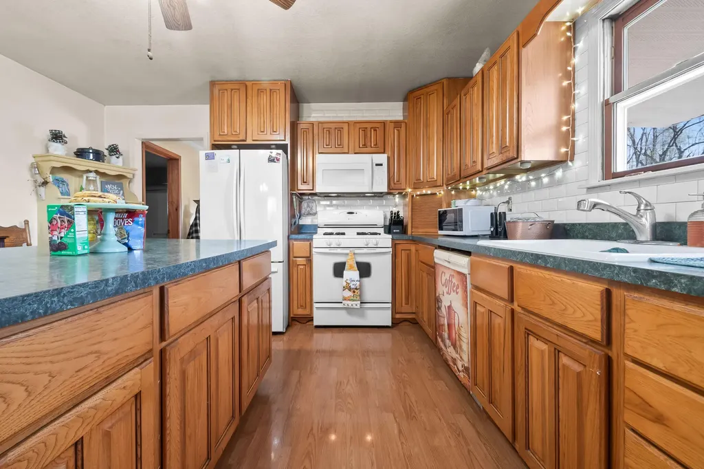 320 Jonesville Road Jonesville City MI 49250