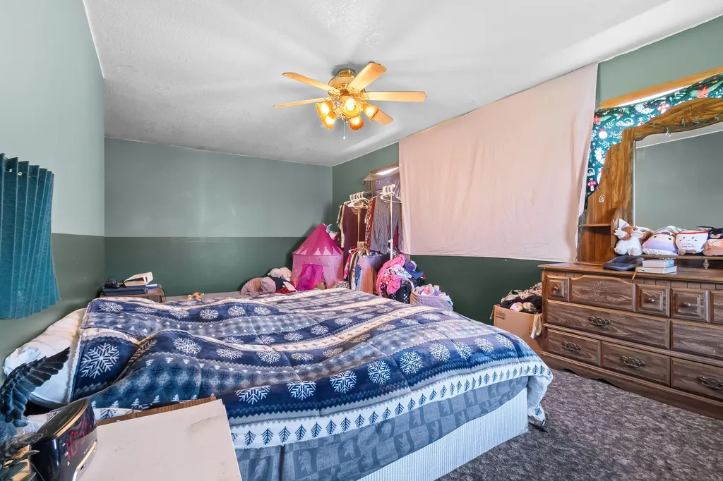 320 Jonesville Road Jonesville City MI 49250