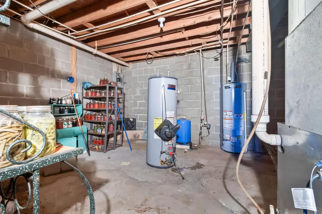 320 Jonesville Road Jonesville City MI 49250