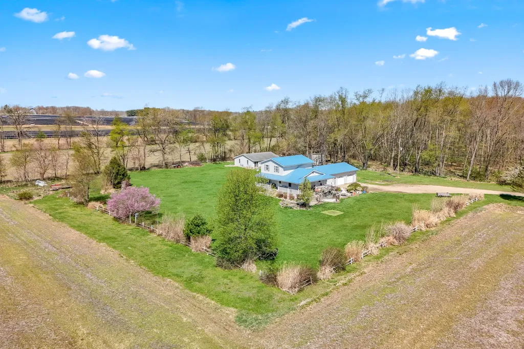 320 Jonesville Road Jonesville City MI 49250