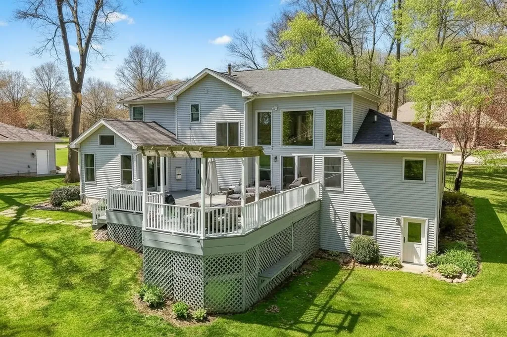 15660 Kesselwood Trail Marshall Township MI 49068