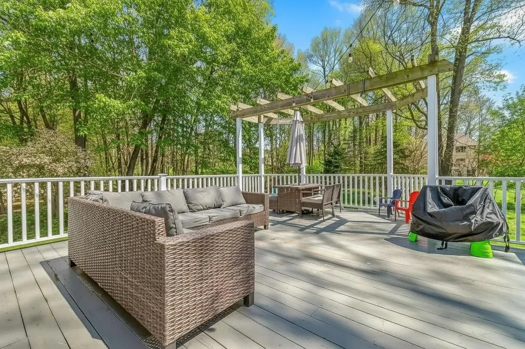15660 Kesselwood Trail Marshall Township MI 49068
