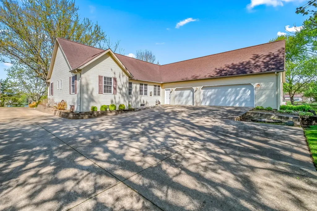3185 Totem Trail Reading Township MI 49274