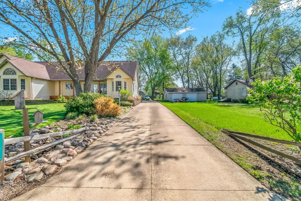 3185 Totem Trail Reading Township MI 49274