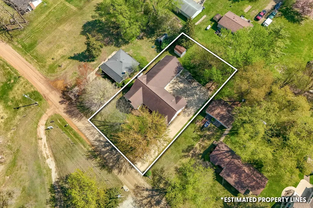 3185 Totem Trail Reading Township MI 49274