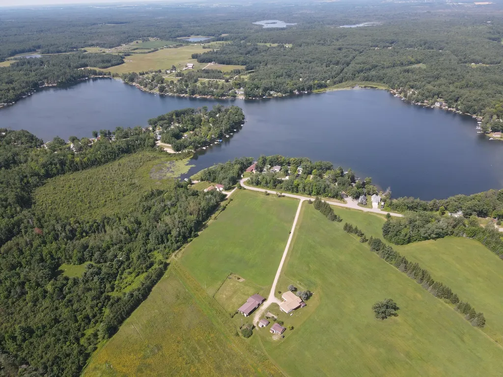 2812 Shoreline Drive Hill Township MI 48635