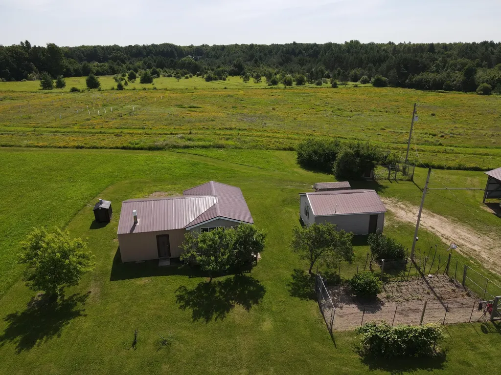 2812 Shoreline Drive Hill Township MI 48635