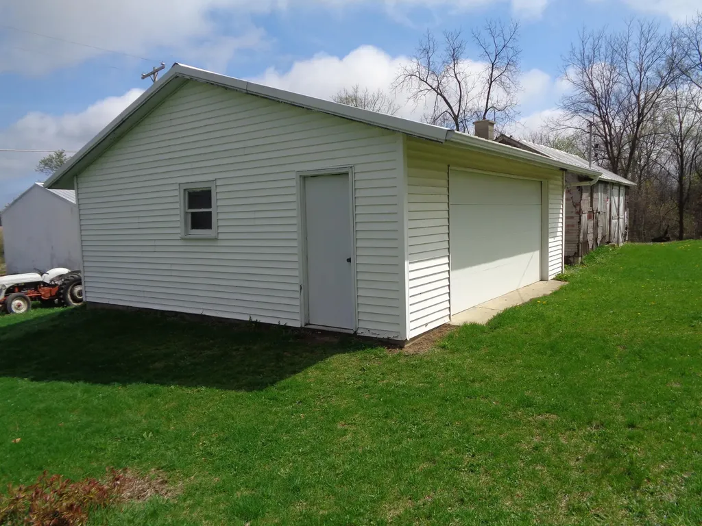 6020 Skuse Road Jefferson Township MI 49266