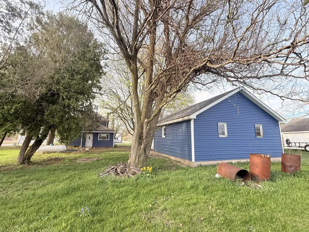 2249 E Montgomery Road Woodbridge Township MI 49242