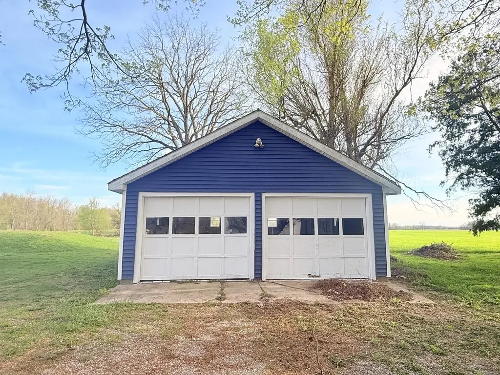 2249 E Montgomery Road Woodbridge Township MI 49242