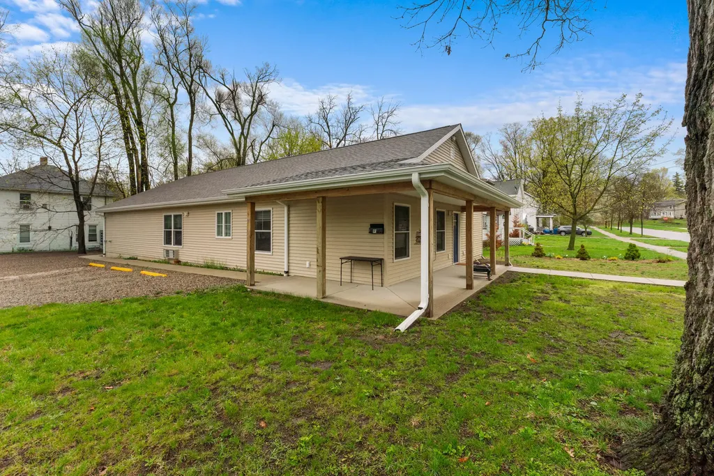 91 Union Street Hillsdale City MI 49242
