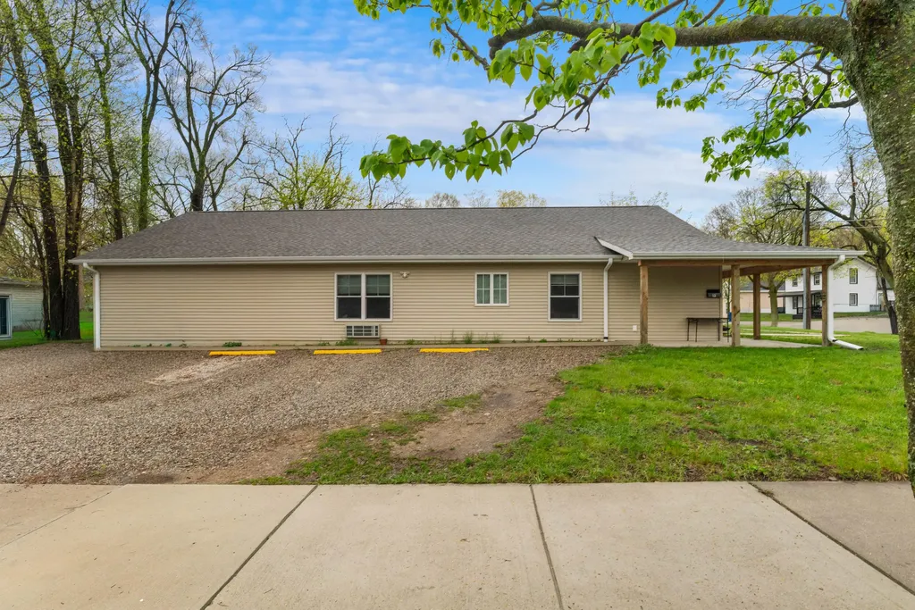 91 Union Street Hillsdale City MI 49242