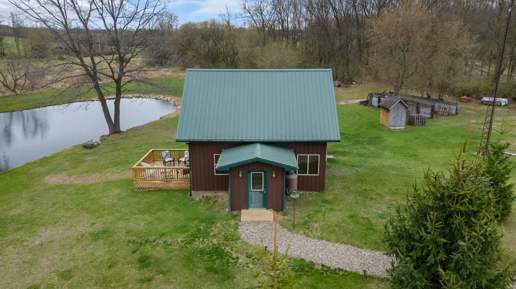 1841 N Bunn Road Hillsdale Township MI 49242