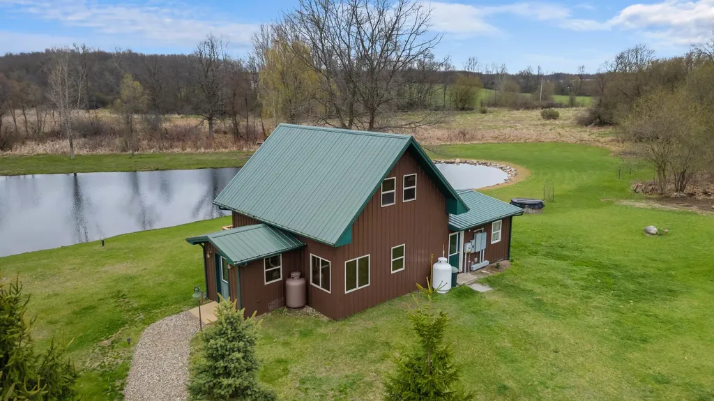 1841 N Bunn Road Hillsdale Township MI 49242
