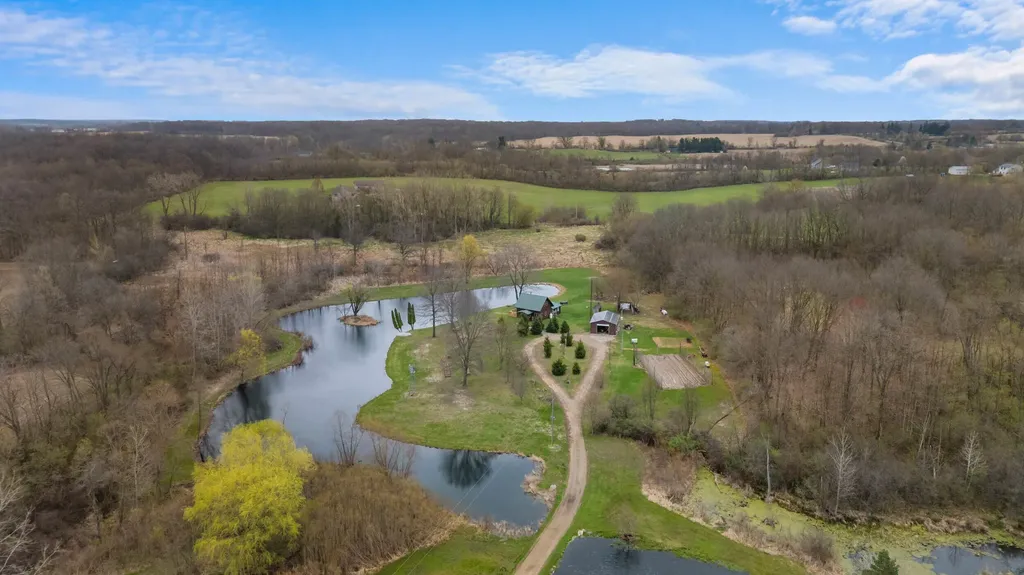 1841 N Bunn Road Hillsdale Township MI 49242