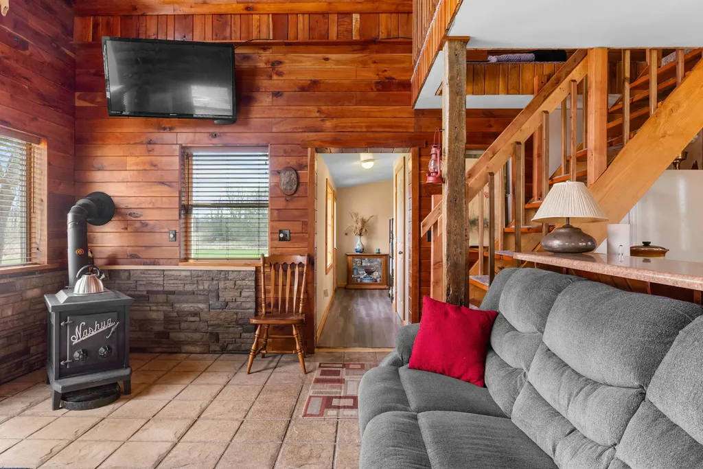 1841 N Bunn Road Hillsdale Township MI 49242
