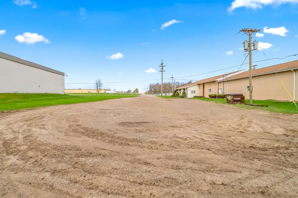 305 Arch Avenue Hillsdale City MI 49242