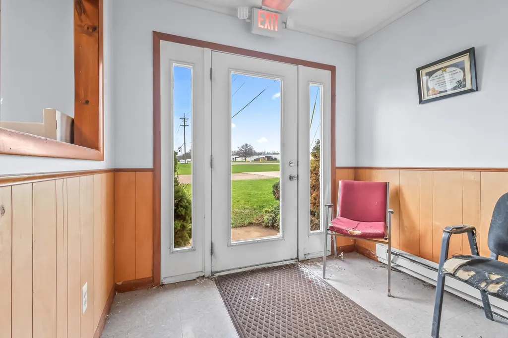 305 Arch Avenue Hillsdale City MI 49242