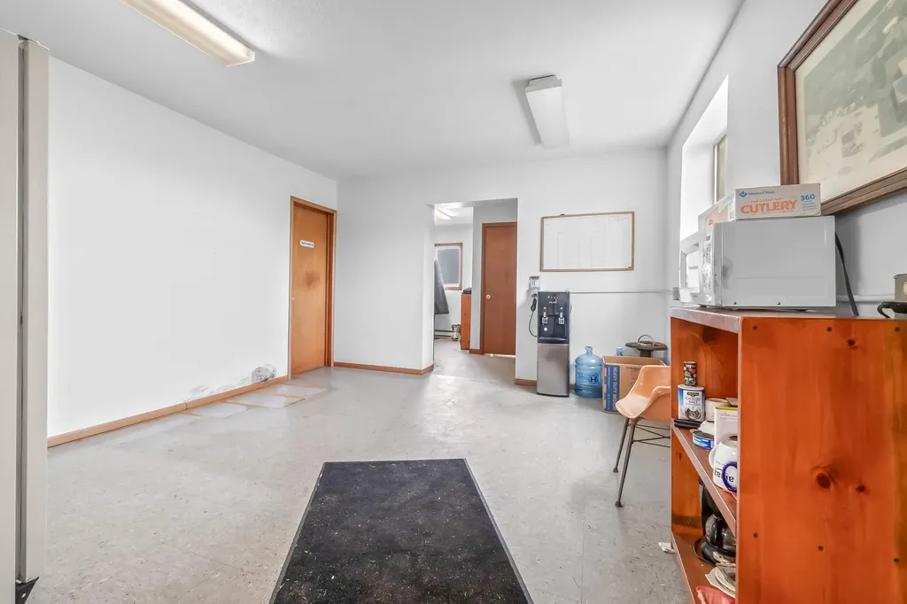 305 Arch Avenue Hillsdale City MI 49242