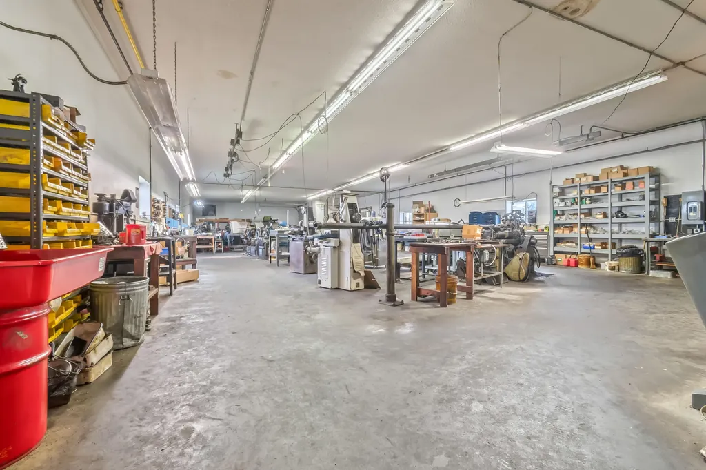 305 Arch Avenue Hillsdale City MI 49242