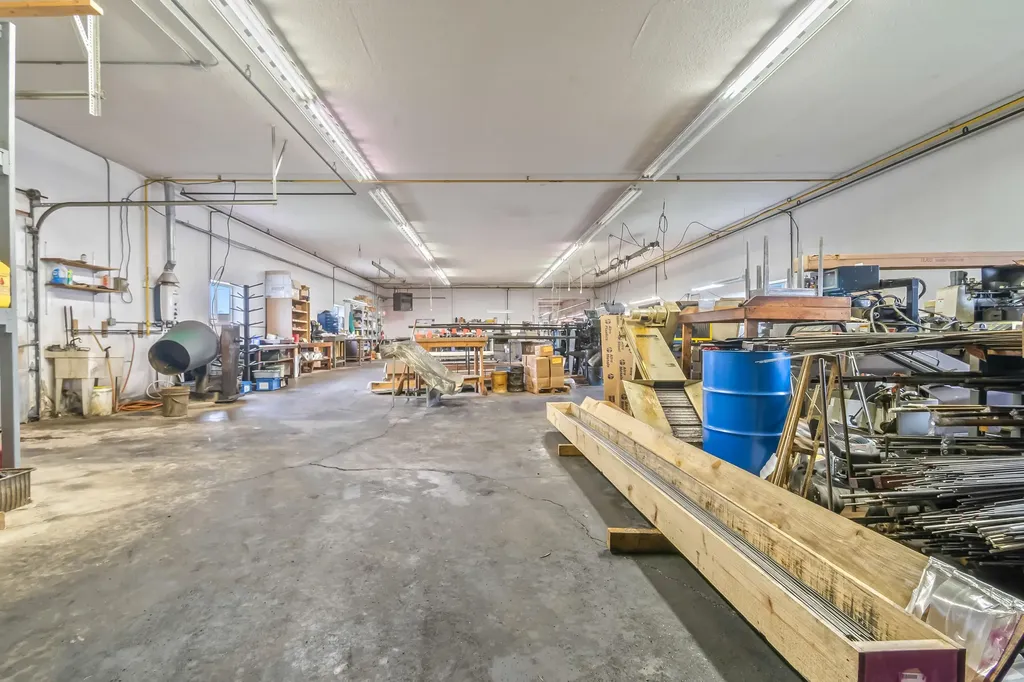 305 Arch Avenue Hillsdale City MI 49242