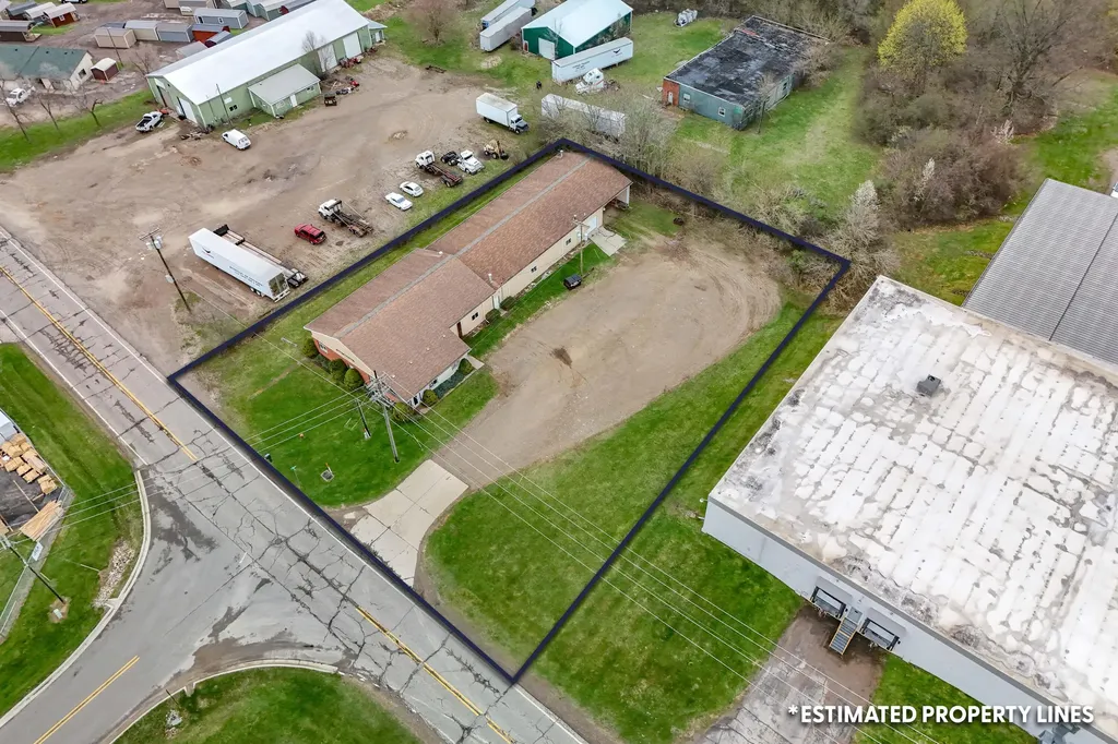 305 Arch Avenue Hillsdale City MI 49242