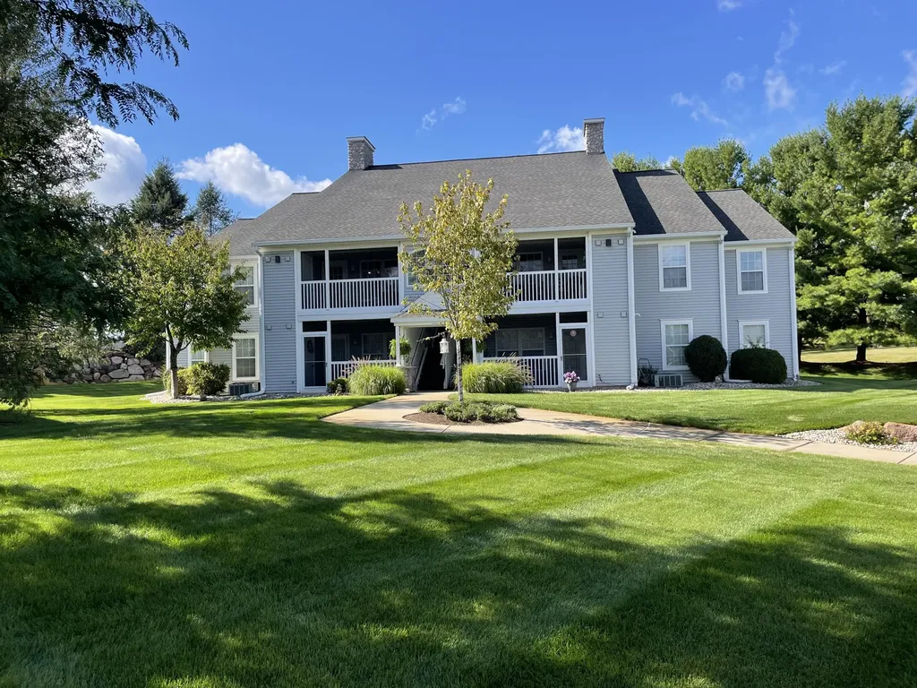732 W Barrington Circle Summit Township MI 49203