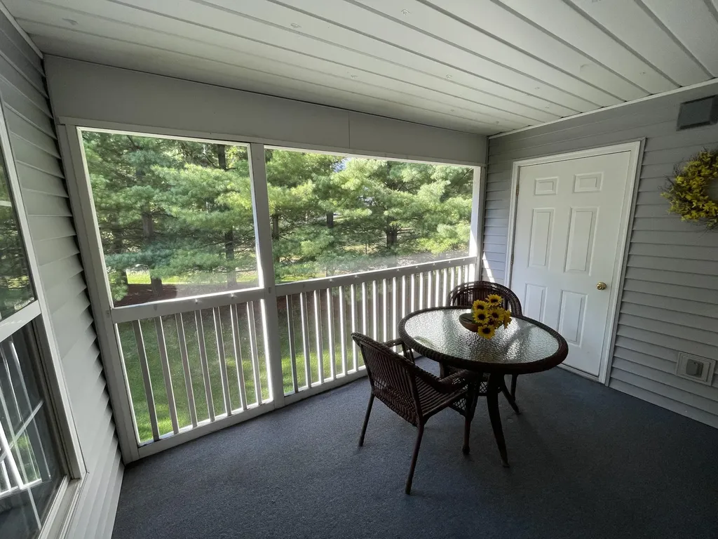 732 W Barrington Circle Summit Township MI 49203