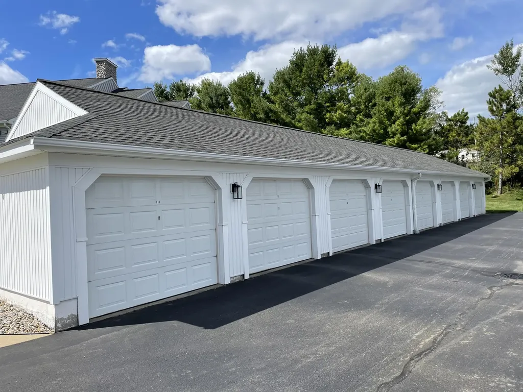 732 W Barrington Circle Summit Township MI 49203