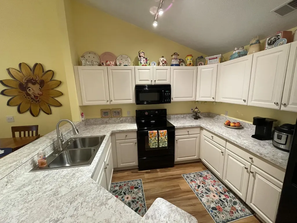 732 W Barrington Circle Summit Township MI 49203