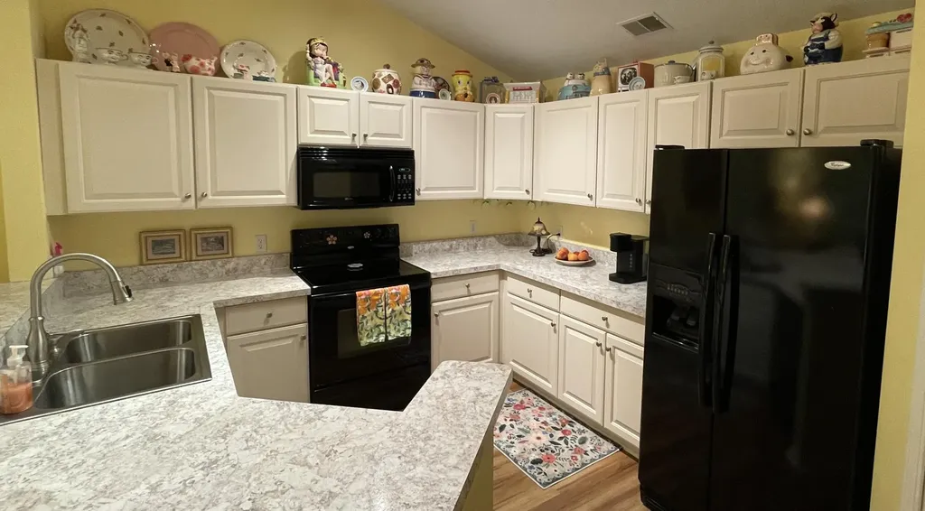 732 W Barrington Circle Summit Township MI 49203