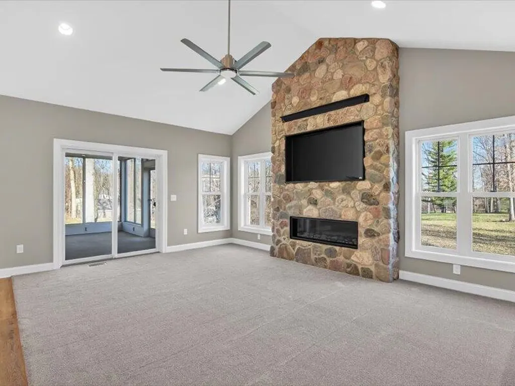1132 Lochaven Circle Hillsdale Township MI 49242