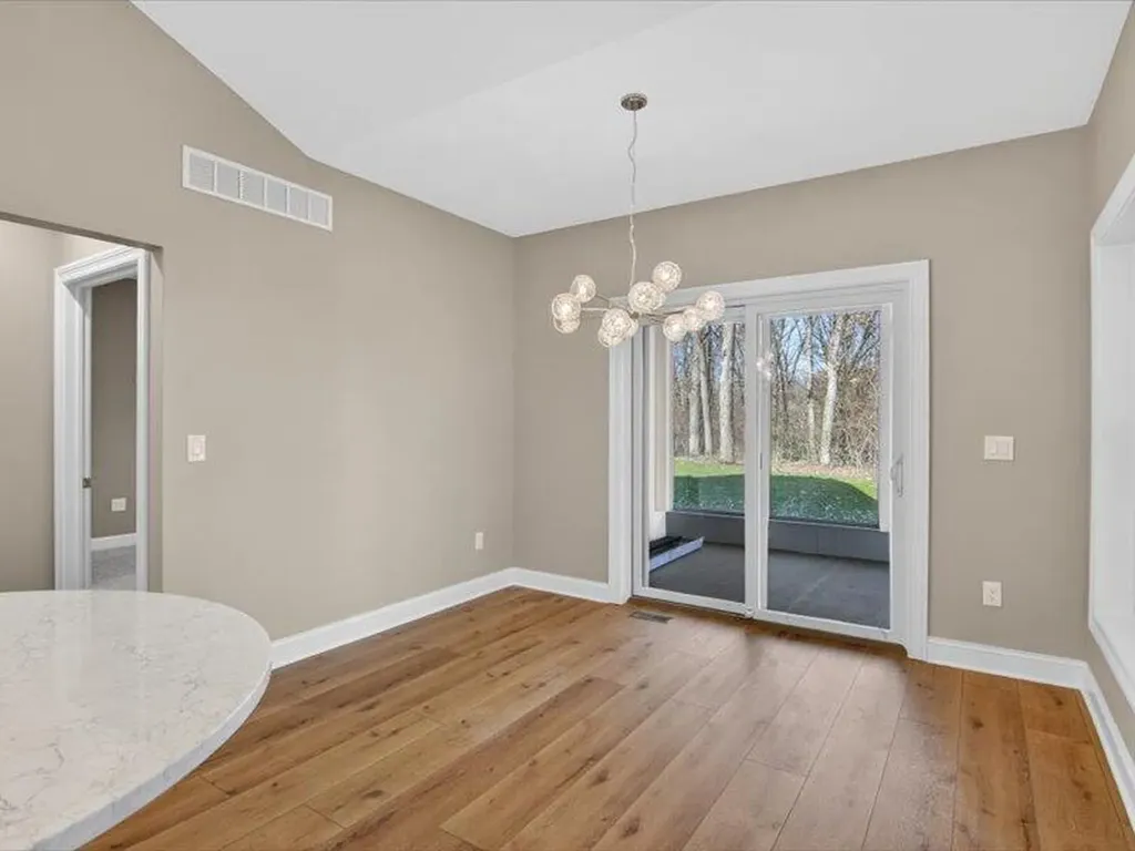 1132 Lochaven Circle Hillsdale Township MI 49242