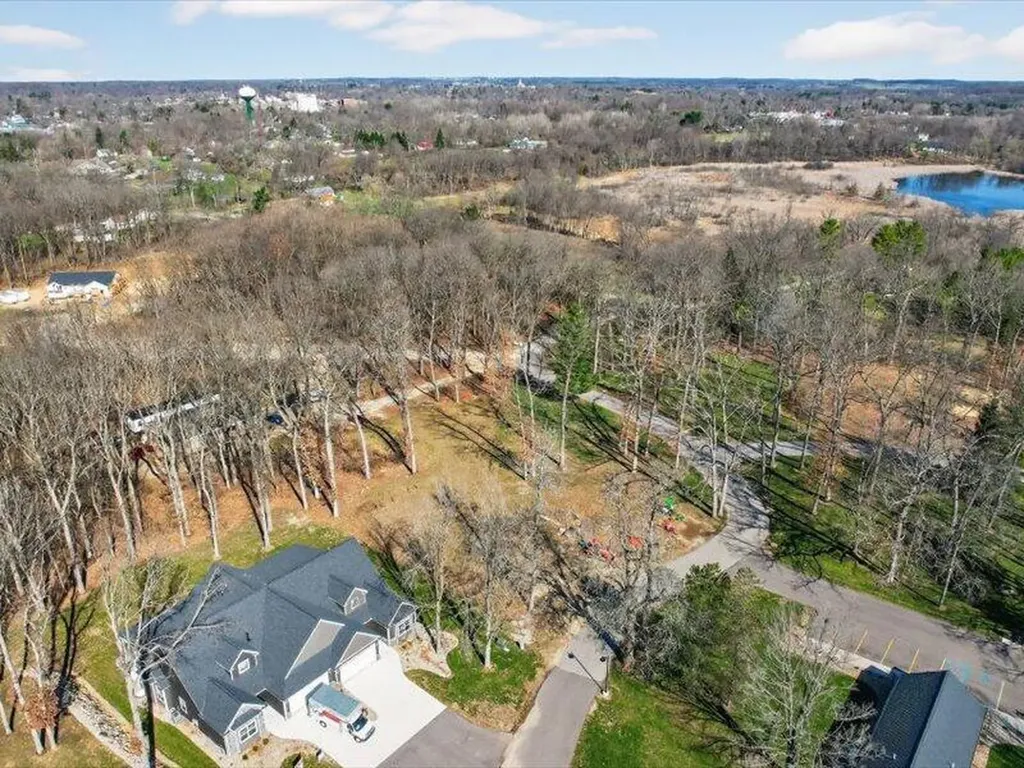 1132 Lochaven Circle Hillsdale Township MI 49242
