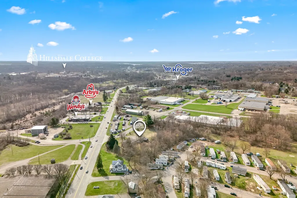 2806 W Carleton Road Hillsdale City MI 49242