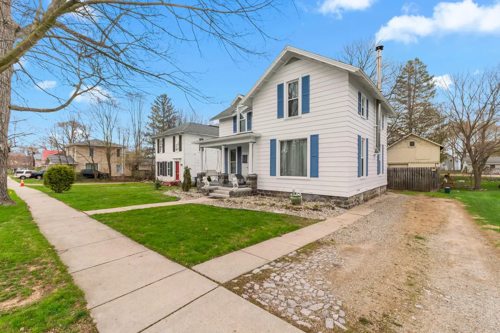 79 Budlong Street Hillsdale City MI 49242
