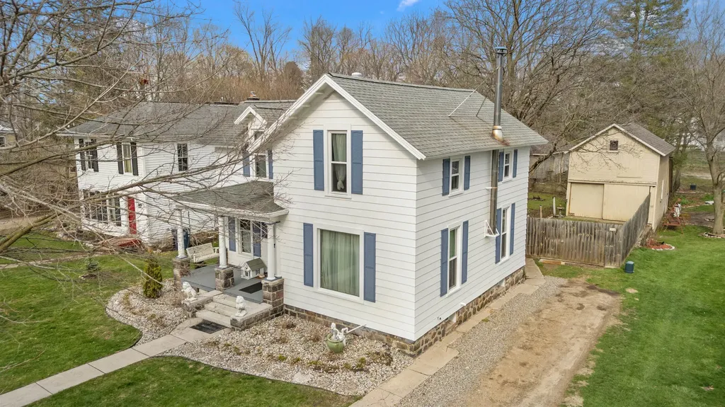 79 Budlong Street Hillsdale City MI 49242