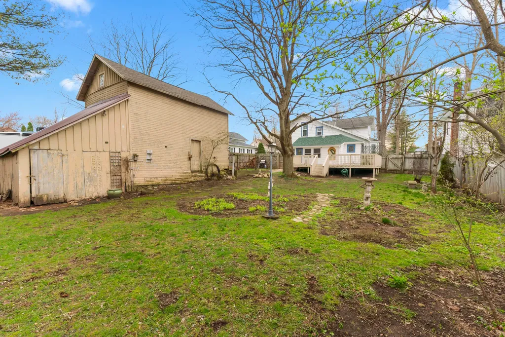 79 Budlong Street Hillsdale City MI 49242