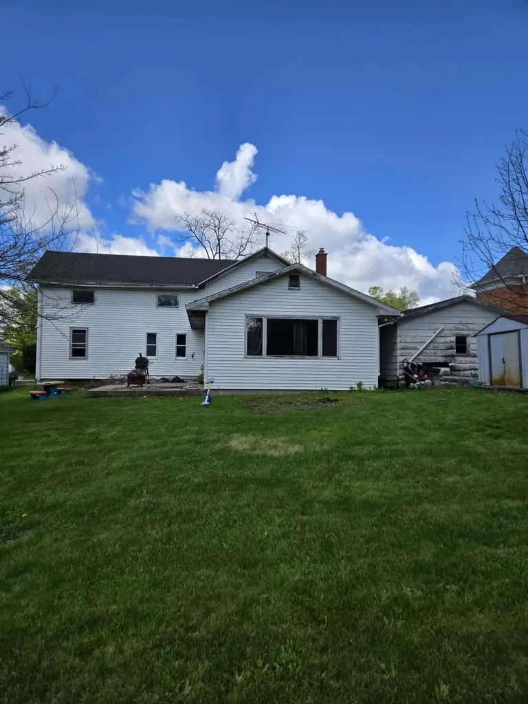 407 Chestnut Street Reading City MI 49274