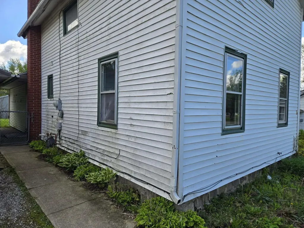 407 Chestnut Street Reading City MI 49274