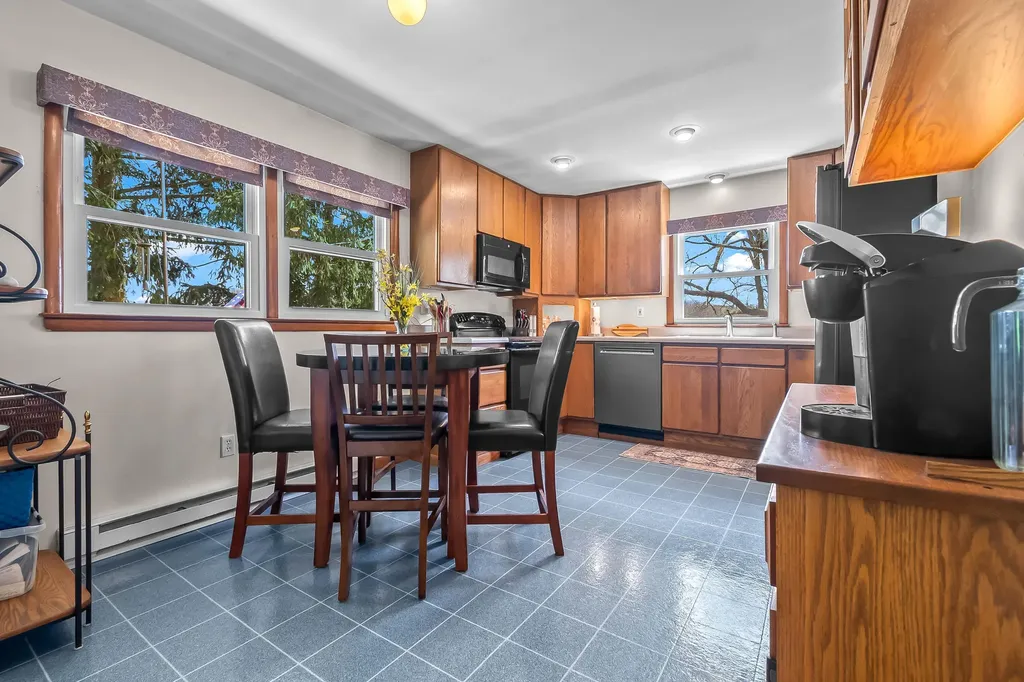 1050 Earlyn Drive Hillsdale Township MI 49242