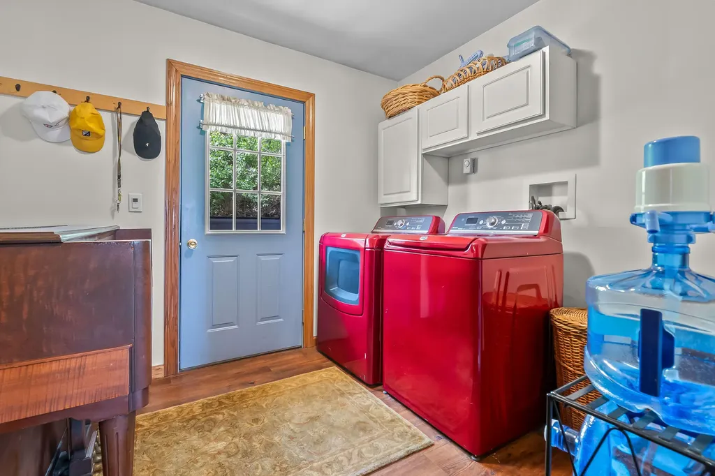 1050 Earlyn Drive Hillsdale Township MI 49242