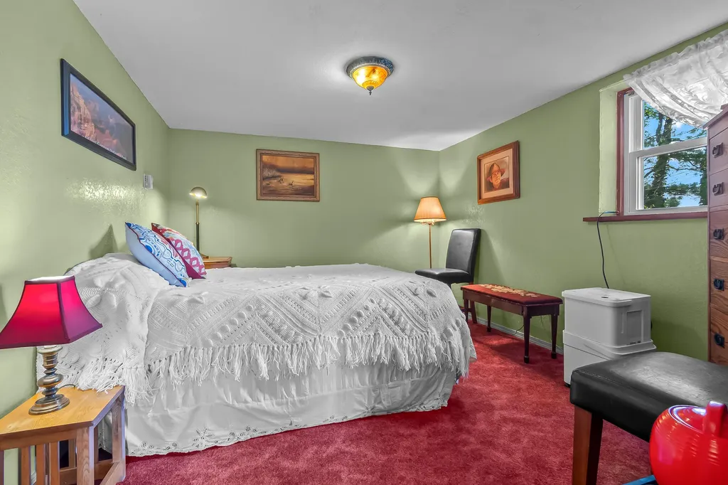 1050 Earlyn Drive Hillsdale Township MI 49242