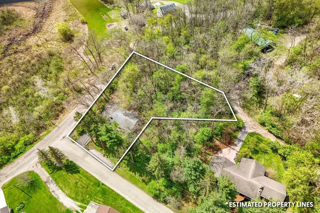 1050 Earlyn Drive Hillsdale Township MI 49242