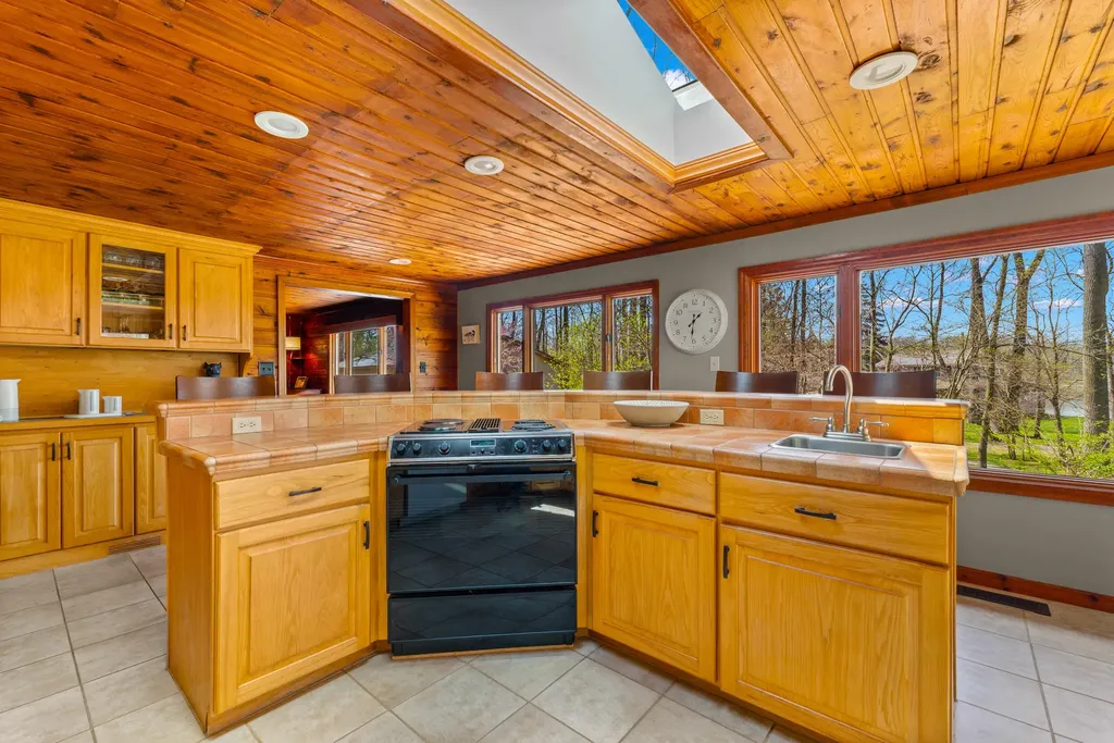 3500 Journeys End Drive Cambria Township MI 49242